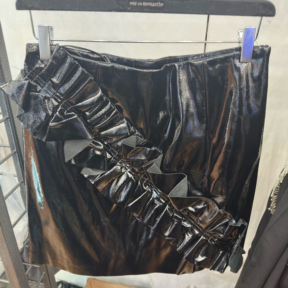 Black Ruffled Women's Skirt - Picture 1 of 3